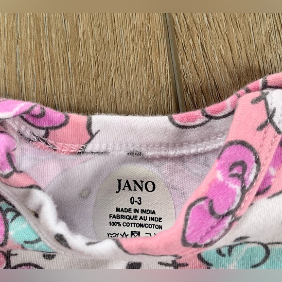 0-3 months jeggings and two onesies all in EUC. - Picture 3 of 3